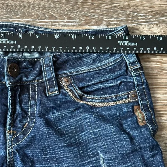 Silver Jeans Women’s W26 L33 Distressed Blue Jeans Flared Leg Bottom Slit - Picture 7 of 14